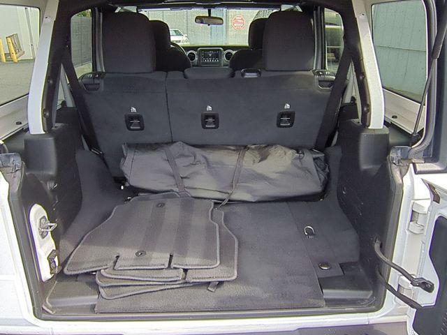 used 2021 Jeep Wrangler Unlimited car, priced at $28,000