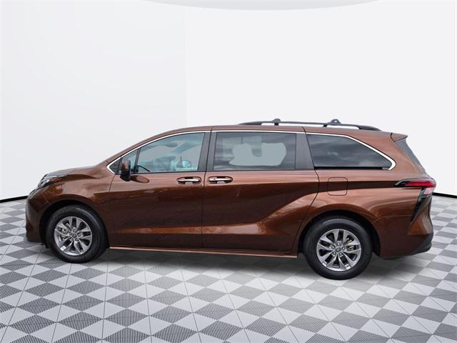 used 2022 Toyota Sienna car, priced at $42,600