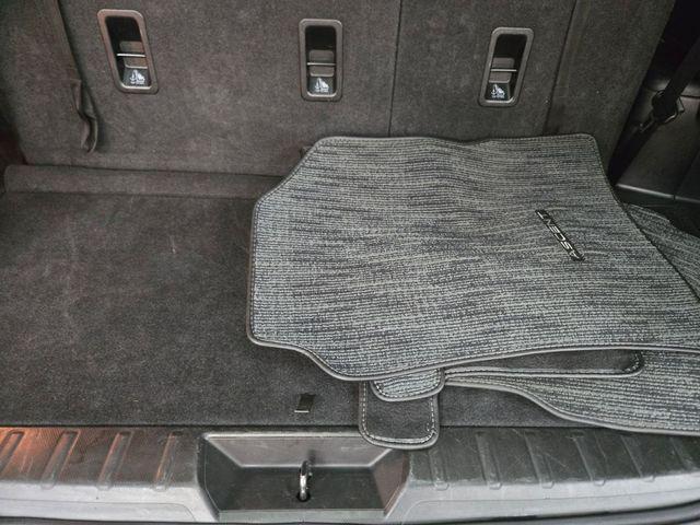 used 2024 Subaru Ascent car, priced at $30,000