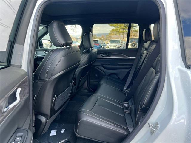 new 2025 Jeep Grand Cherokee car, priced at $46,473