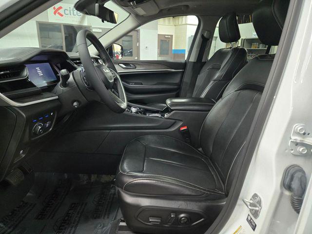 used 2023 Jeep Grand Cherokee 4xe car, priced at $27,500