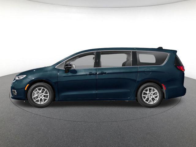 new 2025 Chrysler Pacifica car, priced at $37,373