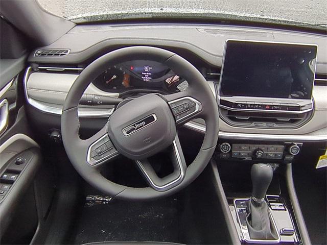 new 2025 Jeep Compass car, priced at $31,218