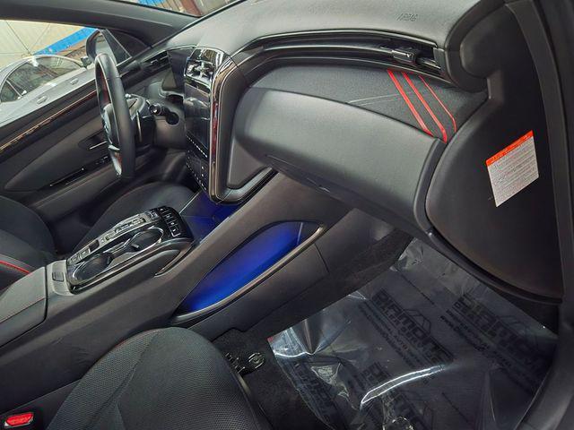 used 2024 Hyundai TUCSON Hybrid car, priced at $28,900