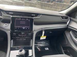 new 2025 Jeep Grand Cherokee car, priced at $34,471