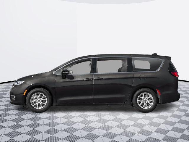 new 2026 Chrysler Pacifica car, priced at $56,085