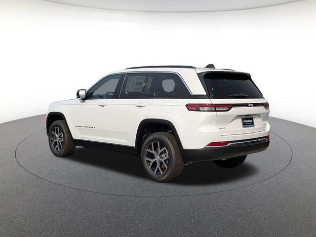 new 2025 Jeep Grand Cherokee car, priced at $40,044