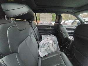 new 2025 Jeep Grand Cherokee car, priced at $40,835
