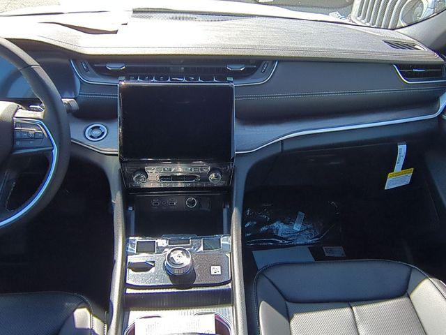 new 2025 Jeep Grand Cherokee L car, priced at $49,352