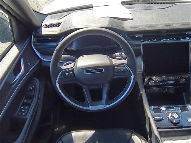 new 2025 Jeep Grand Cherokee L car, priced at $51,352