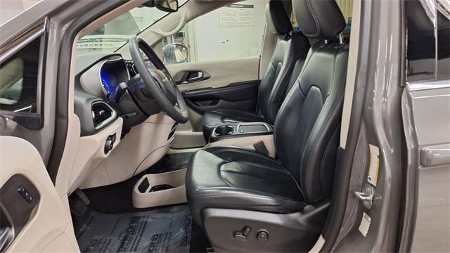 used 2022 Chrysler Pacifica car, priced at $20,000