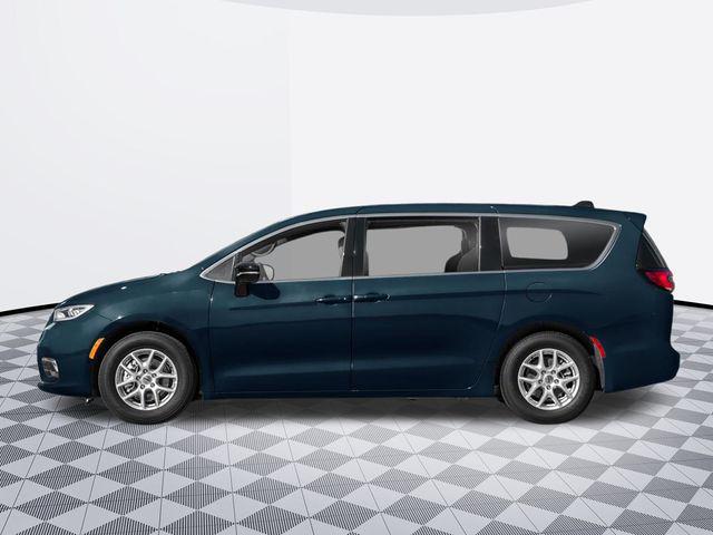 new 2025 Chrysler Pacifica car, priced at $43,227