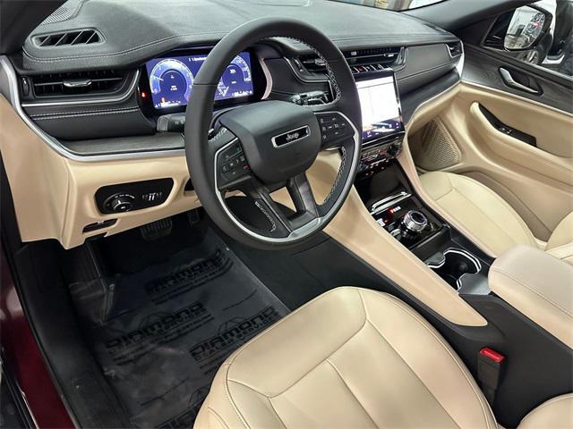 used 2025 Jeep Grand Cherokee car, priced at $43,500
