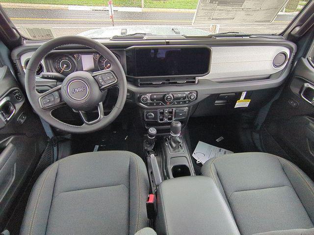 new 2025 Jeep Gladiator car, priced at $43,780