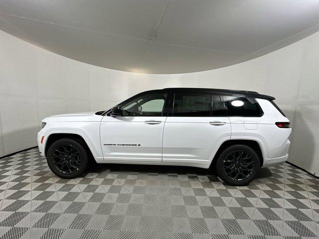 new 2025 Jeep Grand Cherokee L car, priced at $69,765