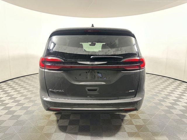 new 2025 Chrysler Pacifica car, priced at $48,915