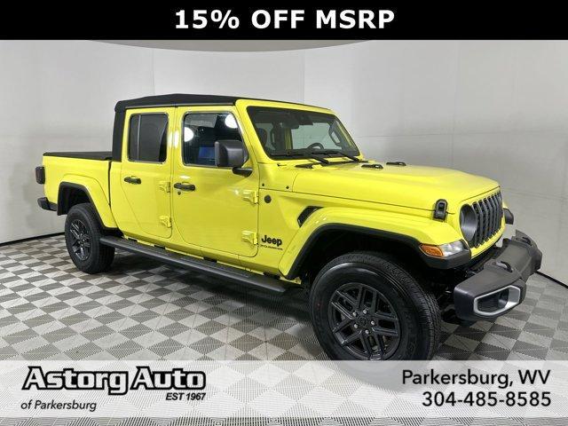 new 2024 Jeep Gladiator car, priced at $53,445