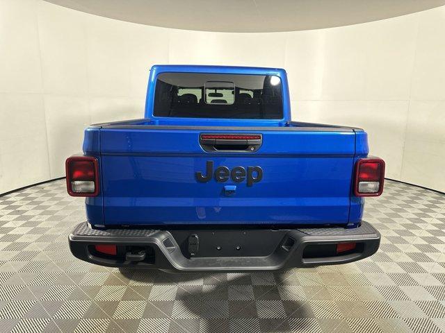 new 2025 Jeep Gladiator car