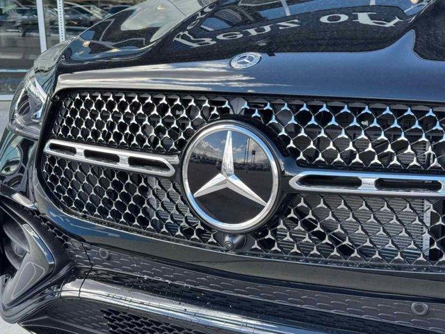 new 2025 Mercedes-Benz GLE 580 car, priced at $98,935