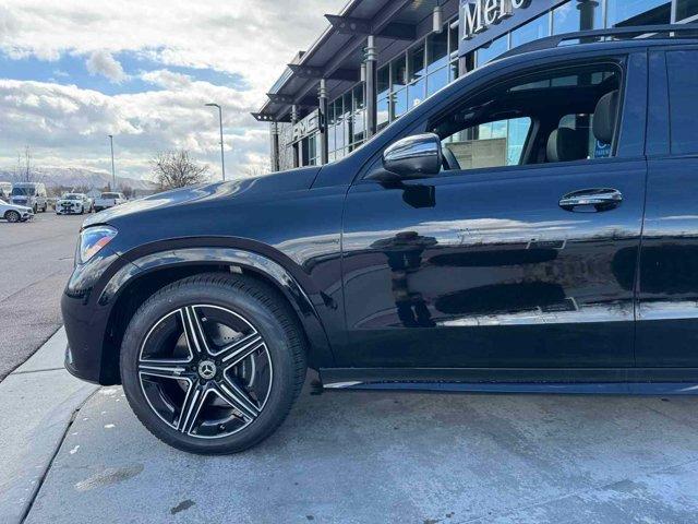 new 2025 Mercedes-Benz GLE 580 car, priced at $98,935