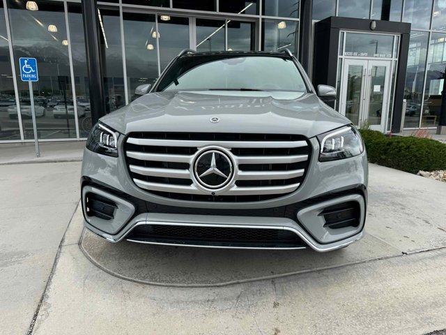 new 2025 Mercedes-Benz GLS 450 car, priced at $103,870