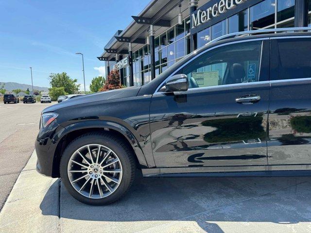 new 2025 Mercedes-Benz GLE 580 car, priced at $93,465