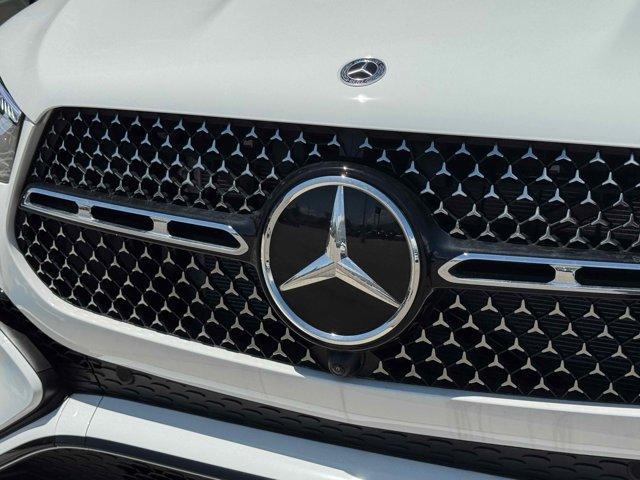 new 2025 Mercedes-Benz GLE 580 car, priced at $96,045