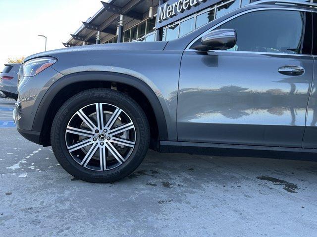 used 2025 Mercedes-Benz GLE 450 car, priced at $69,875