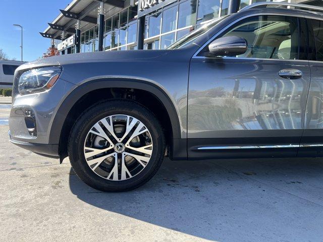 new 2025 Mercedes-Benz GLB 250 car, priced at $55,385