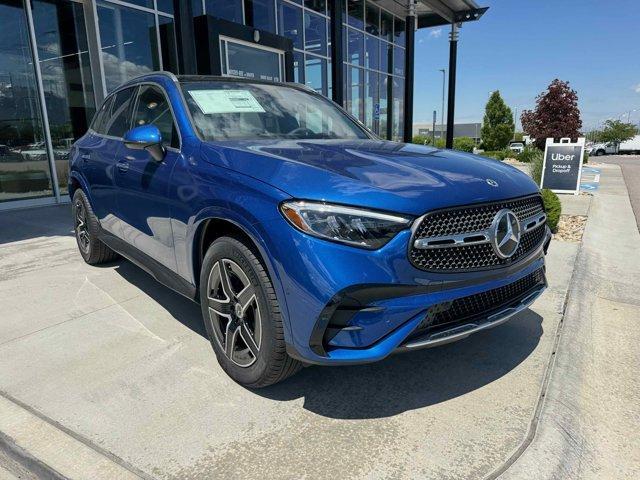 new 2025 Mercedes-Benz GLC 300 car, priced at $59,695