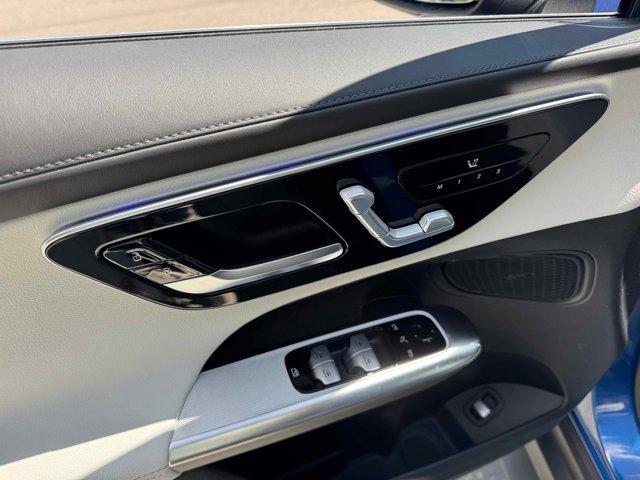 new 2025 Mercedes-Benz GLC 300 car, priced at $59,695