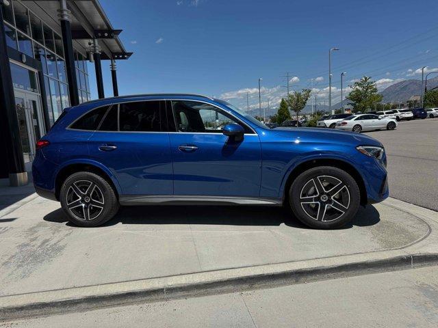new 2025 Mercedes-Benz GLC 300 car, priced at $59,695