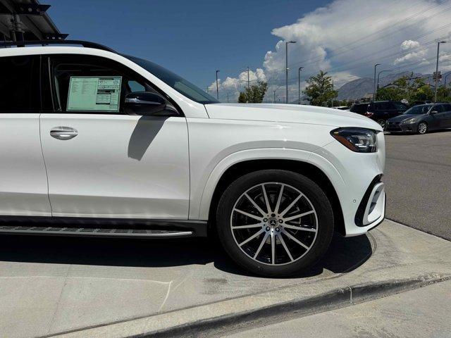 new 2025 Mercedes-Benz GLS 450 car, priced at $103,250
