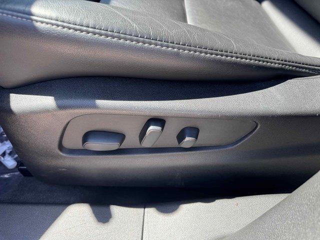 used 2023 Cadillac XT4 car, priced at $25,874