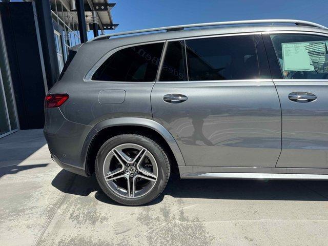 new 2025 Mercedes-Benz GLS 450 car, priced at $94,185