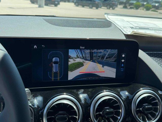 new 2025 Mercedes-Benz GLA 250 car, priced at $47,295