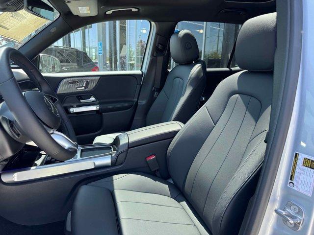 new 2025 Mercedes-Benz GLB 250 car, priced at $53,350