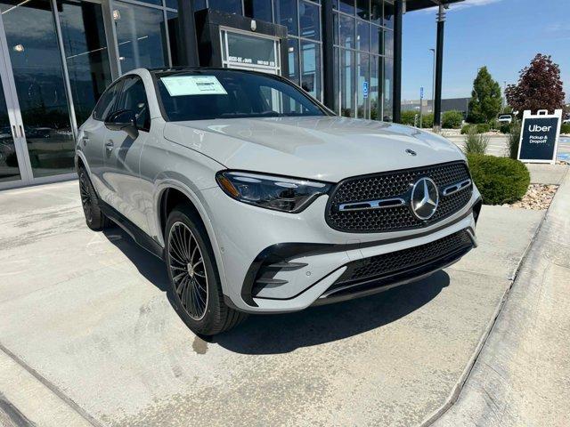 new 2025 Mercedes-Benz GLC 300 car, priced at $70,325