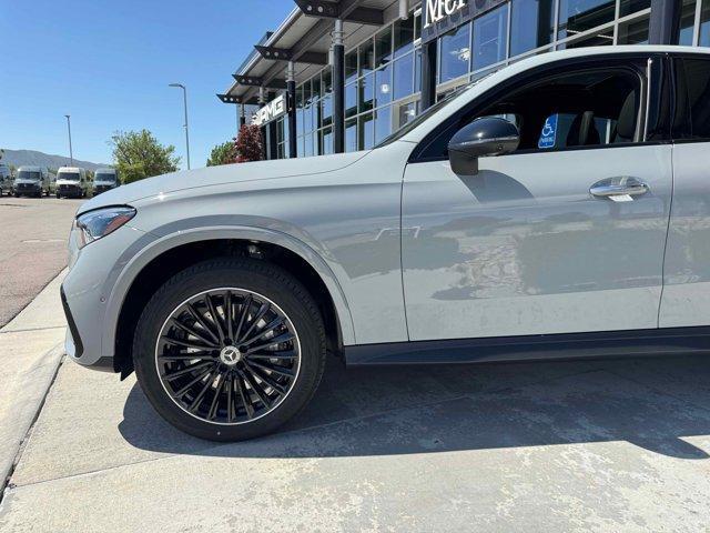 new 2025 Mercedes-Benz GLC 300 car, priced at $70,325