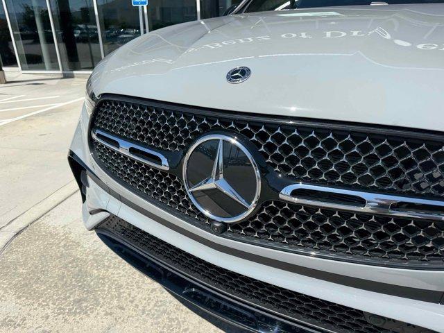 new 2025 Mercedes-Benz GLC 300 car, priced at $70,325