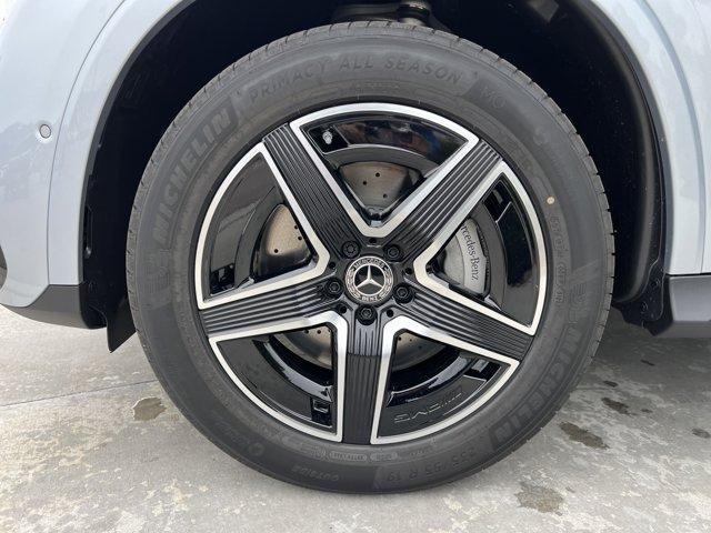 new 2026 Mercedes-Benz GLC 300 car, priced at $59,390