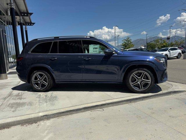 new 2025 Mercedes-Benz GLS 450 car, priced at $94,830