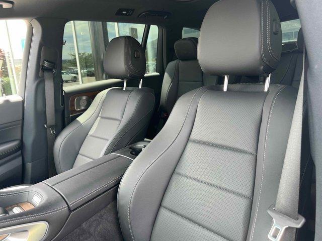 new 2025 Mercedes-Benz GLS 450 car, priced at $95,525