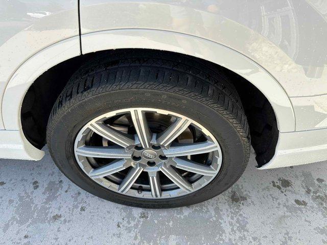 used 2019 Audi Q7 car, priced at $22,535