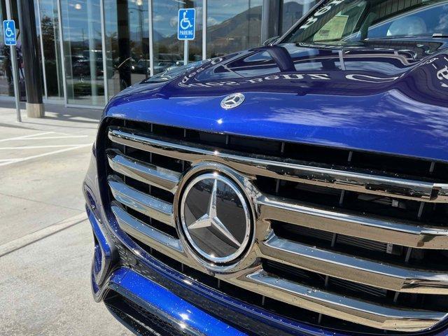 new 2026 Mercedes-Benz GLS 580 car, priced at $133,625