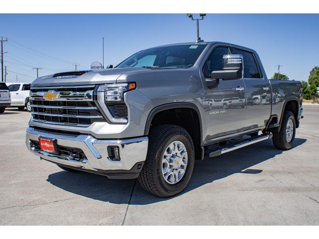 new 2025 Chevrolet Silverado 3500 car, priced at $72,198