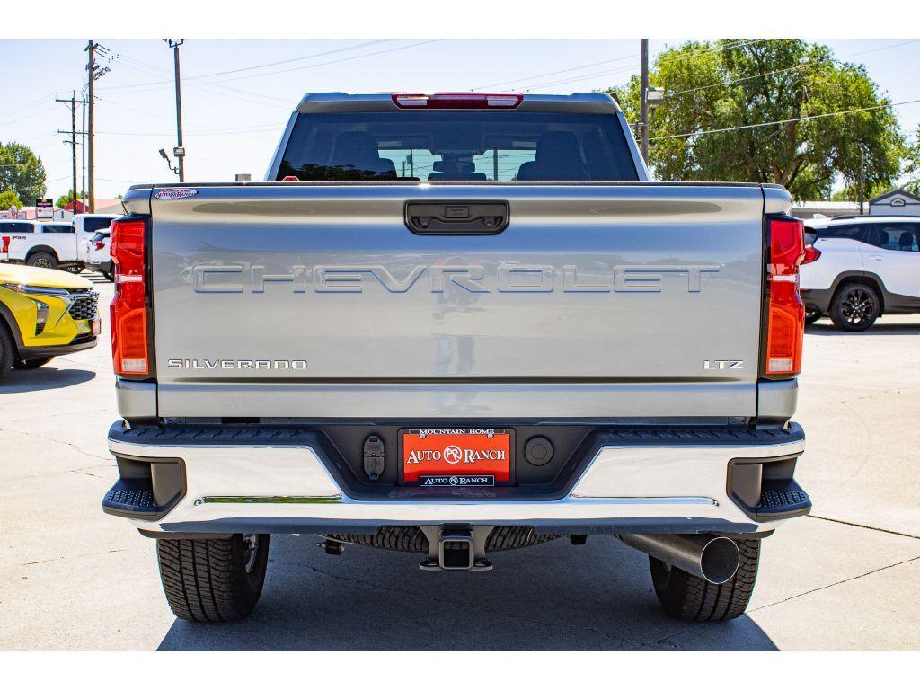 new 2025 Chevrolet Silverado 3500 car, priced at $72,198