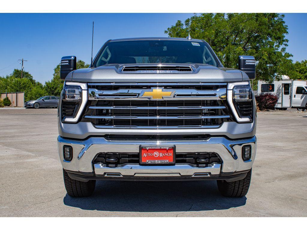 new 2025 Chevrolet Silverado 3500 car, priced at $72,198