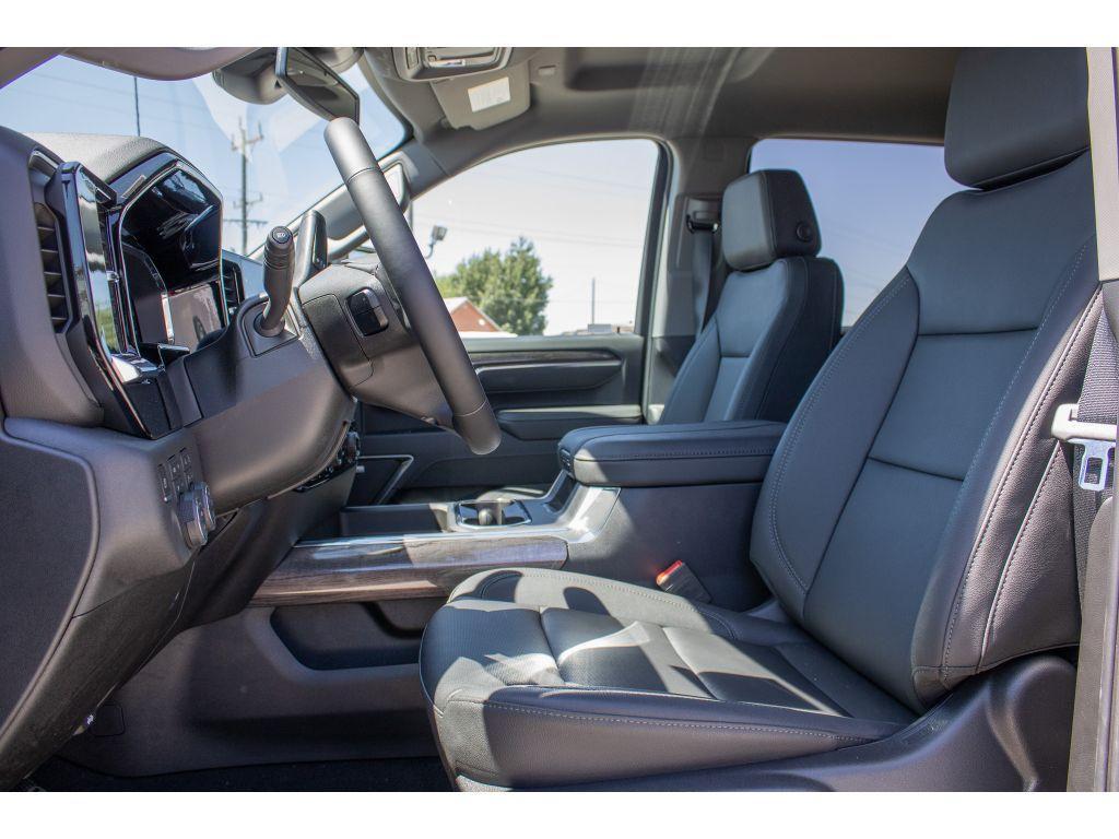 new 2025 Chevrolet Silverado 3500 car, priced at $72,198