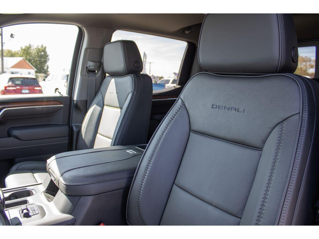 new 2026 GMC Sierra 1500 car, priced at $71,199